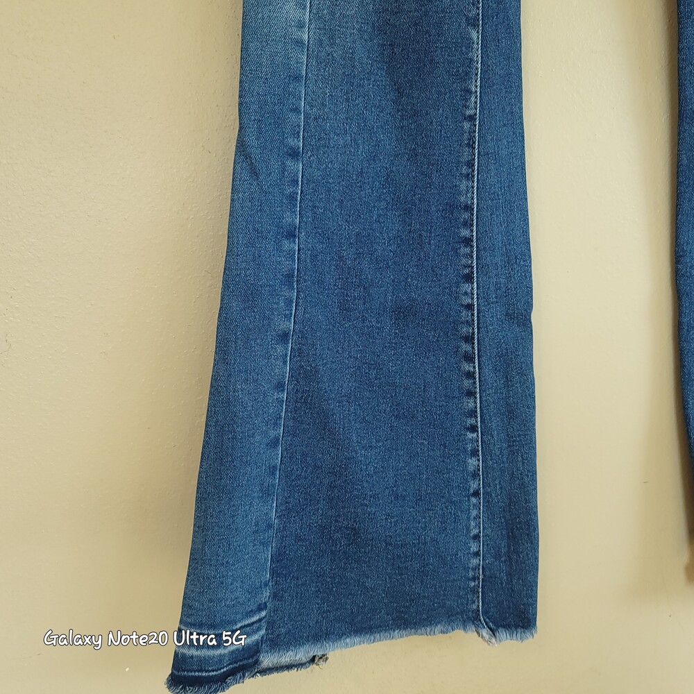 Vervet by Flying Monkey High Rise Front Seam Raw Hem Flare Jeans Sz 27 Like New - Picture 4 of 7